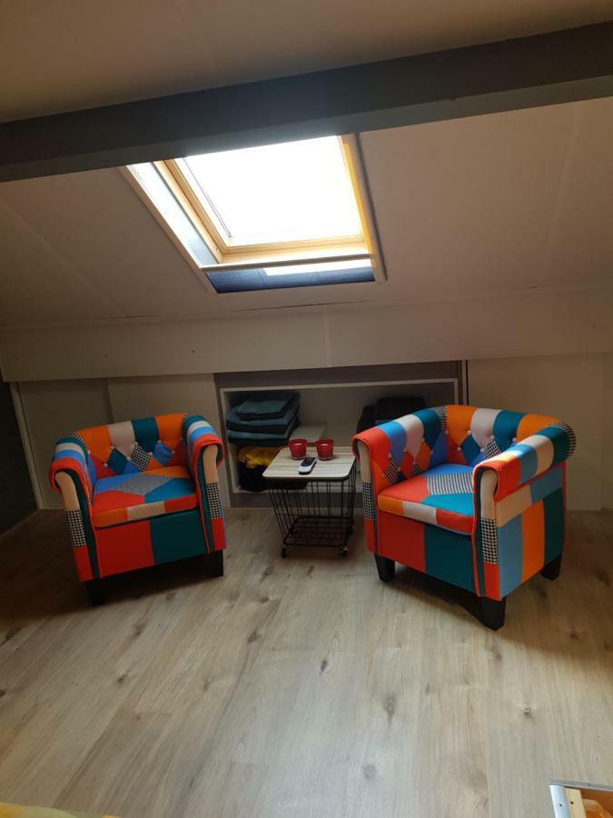 Het Gildehuis Met Sauna En Jacuzzi Stevensweert 外观 照片